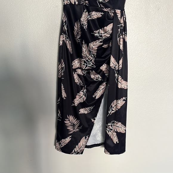 Cocktail Dress - Picture 4 of 9